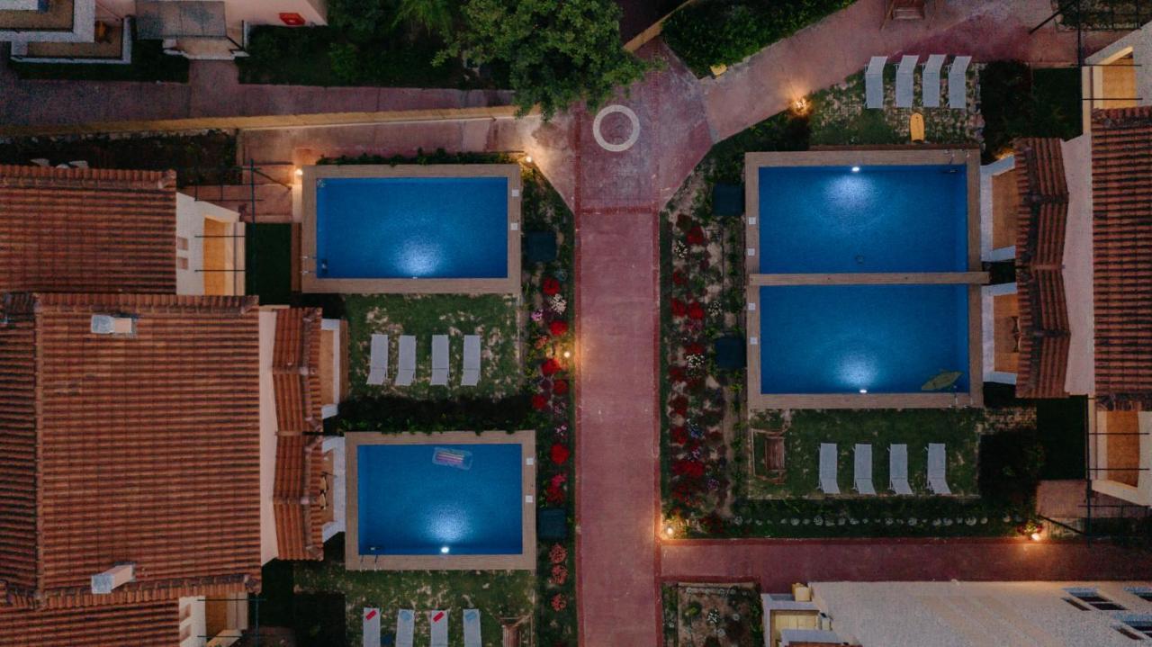 Corinthian Village Vrahati Eksteriør billede